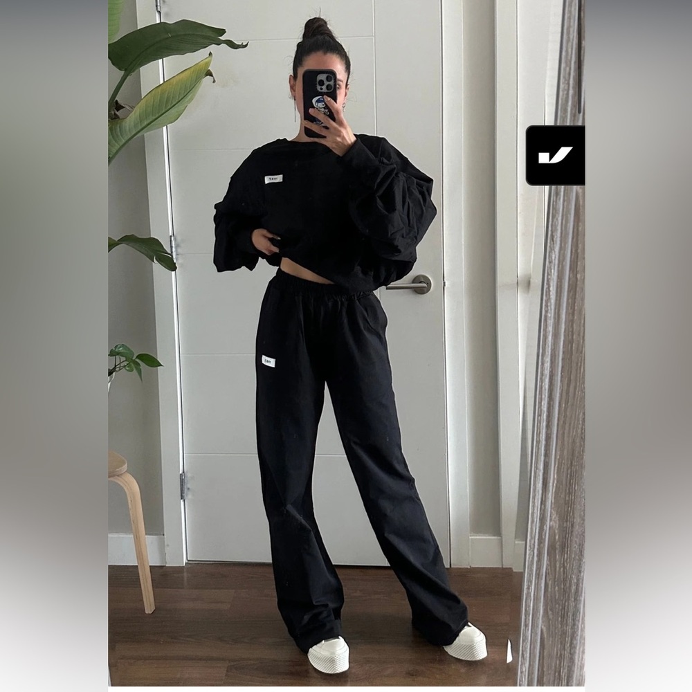 1987 Cambridge Flare in Black